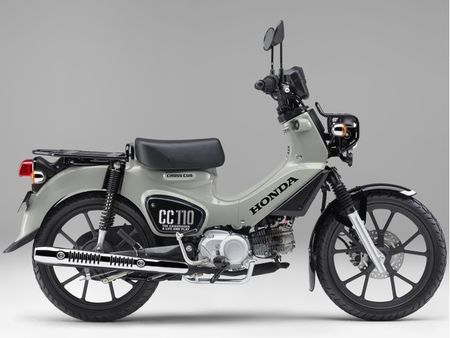 ホンダ クロスカブ110 店頭現車無し、要取り寄せ車両。 1