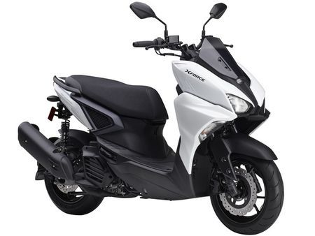 ヤマハ X FORCE 店頭現車無し、要取り寄せ車両。 1