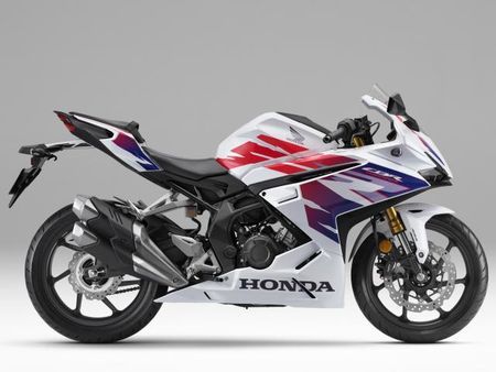 ホンダ CBR250RR (MC51) 店頭現車無し、要取り寄せ車両。 1