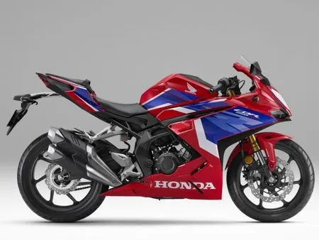 ホンダ CBR250RR (MC51) 店頭現車無し、要取り寄せ車両。 1