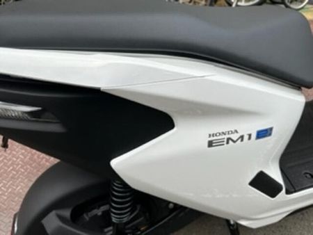ホンダ EM1e 店頭現社無し・お取り寄せ車両 6