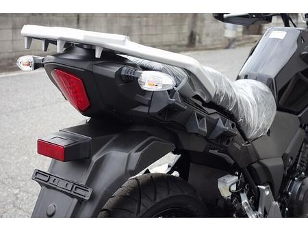 スズキ Vストローム250 さらに、今月のご契約特典としてセラミックコート施工をサービスで実施させていただきます!! 20