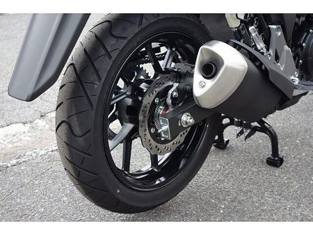 スズキ Vストローム250 さらに、今月のご契約特典としてセラミックコート施工をサービスで実施させていただきます!! 21