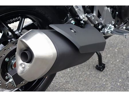 スズキ Vストローム250 さらに、今月のご契約特典としてセラミックコート施工をサービスで実施させていただきます!! 23