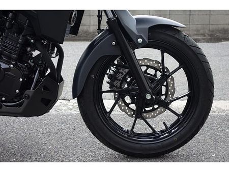 スズキ Vストローム250 さらに、今月のご契約特典としてセラミックコート施工をサービスで実施させていただきます!! 10