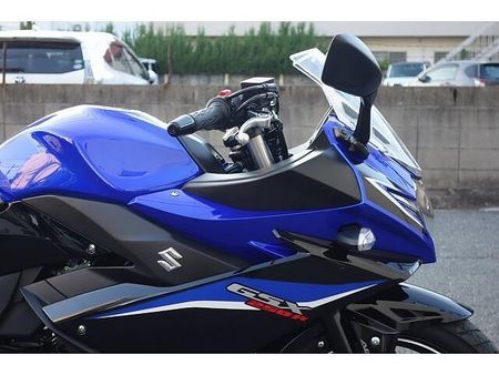 スズキ GSX250R さらに、今月のご契約特典としてセラミックコート施工をサービスで実施させていただきます!! 11