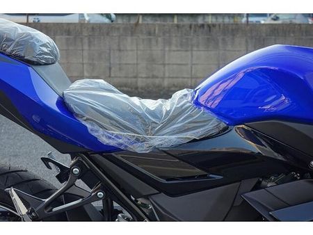スズキ GSX250R さらに、今月のご契約特典としてセラミックコート施工をサービスで実施させていただきます!! 13