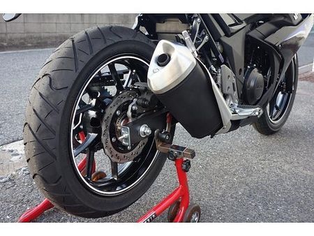 スズキ GSX250R さらに、今月のご契約特典としてセラミックコート施工をサービスで実施させていただきます!! 21