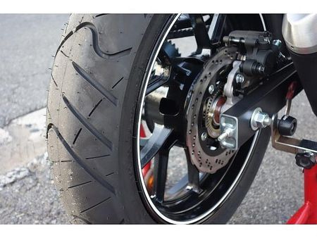 スズキ GSX250R さらに、今月のご契約特典としてセラミックコート施工をサービスで実施させていただきます!! 22