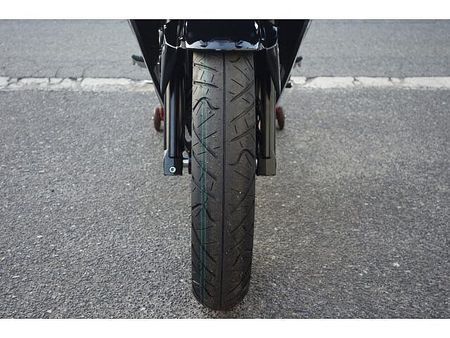 スズキ GSX250R さらに、今月のご契約特典としてセラミックコート施工をサービスで実施させていただきます!! 28