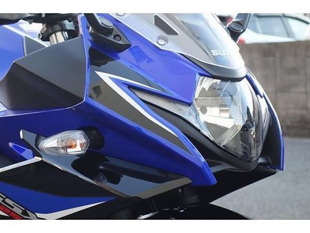 スズキ GSX250R さらに、今月のご契約特典としてセラミックコート施工をサービスで実施させていただきます!! 6