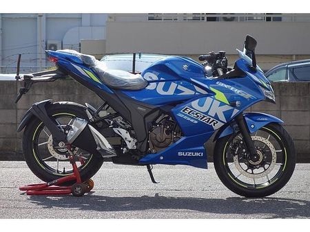 スズキ ジクサー SF250 さらに、今月のご契約特典としてセラミックコート施工をサービスで実施させていただきます!! 1