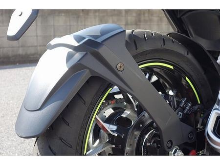 スズキ ジクサー SF250 さらに、今月のご契約特典としてセラミックコート施工をサービスで実施させていただきます!! 23