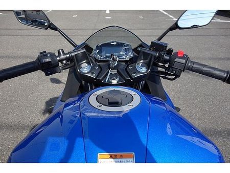 スズキ ジクサー SF250 さらに、今月のご契約特典としてセラミックコート施工をサービスで実施させていただきます!! 40