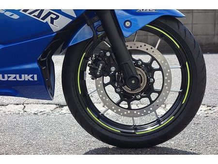スズキ ジクサー SF250 さらに、今月のご契約特典としてセラミックコート施工をサービスで実施させていただきます!! 10