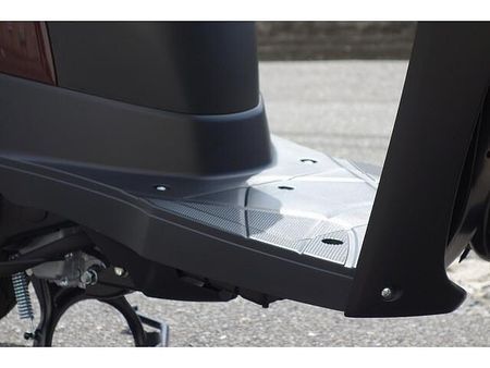 スズキ レッツ(4サイクル) 生産終了モデルとなります。数量限定、店頭在庫限りですのでお早めにご検討ください! 11