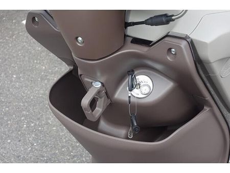スズキ レッツバスケット 50ccスクータークラストップレベルの軽量ボディ。燃費性能に優れたSEPエンジンを搭載! 39