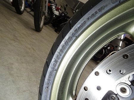 ヤマハ FZ1フェザー FZ1 FAZER グラフィックストロボカラーキット ヨシムラマフラー エンジンスライダー 13