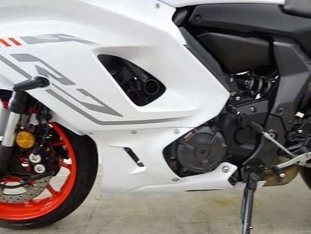 ヤマハ YZF-R7 【マル得車両】YZF-R7 2023年モデル フルノーマル 40