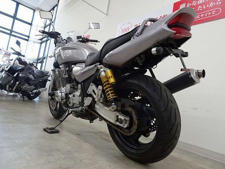 ヤマハ XJR1300 XJR1300 オイルクーラー エンジンスライダー 40