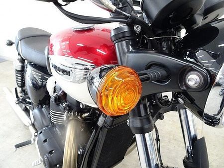 トライアンフ BONNEVILLE T100 【マル得車両】Bonneville T100 2023年モデル サイドバック 24