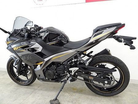 カワサキ ニンジャ 400 Ninja 400 E/Gスライダー マルチバー 4
