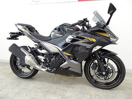 カワサキ ニンジャ 400 Ninja 400 E/Gスライダー マルチバー 10