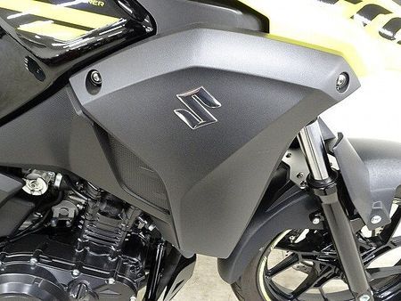 スズキ Vストローム250 V-Strom 250 2022年モデル 純正パニアTOPケース カエディア製マルチバー 11