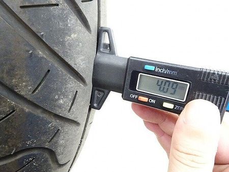 スズキ Vストローム250 V-Strom 250 2022年モデル 純正パニアTOPケース カエディア製マルチバー 17