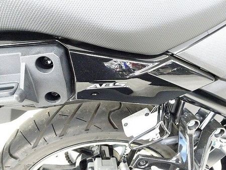 スズキ Vストローム250 V-Strom 250 2022年モデル 純正パニアTOPケース カエディア製マルチバー 35