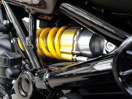 カワサキ Z900RS Z900RS オーリンズリヤサス STRIKERフルエキ ダイマグホイール 25