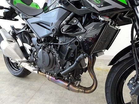 カワサキ Z400 Z400 2022年モデル ヘルメットホルダー 11