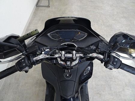 ホンダ PCX125 PCX ナックルガード TOPケース装備 7