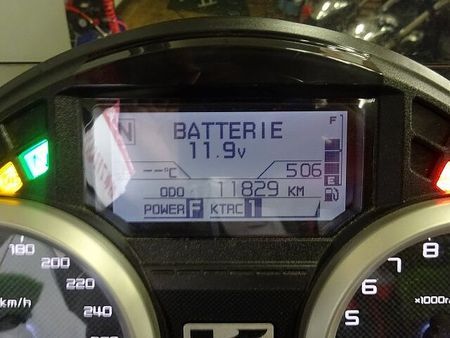 カワサキ ZX-14R Ninja ZX-14R AKRAPOVICマフラー/スクリーン/リアキャリア付き/カスタ 14