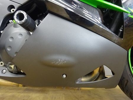 カワサキ ZX-14R Ninja ZX-14R AKRAPOVICマフラー/スクリーン/リアキャリア付き/カスタ 25