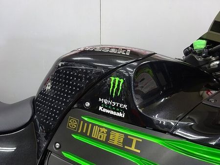 カワサキ ZX-14R Ninja ZX-14R AKRAPOVICマフラー/スクリーン/リアキャリア付き/カスタ 10