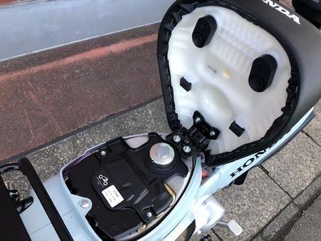 ホンダ クロスカブ110 人気のクロスカブ110! 10