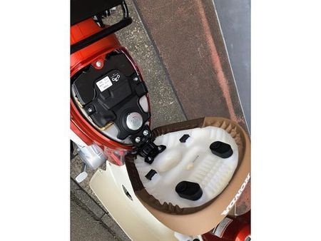 ホンダ スーパーカブ110 新色オレンジ! 14