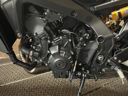 ヤマハ MT-09 現車確認・対面販売をお願い致します。 13