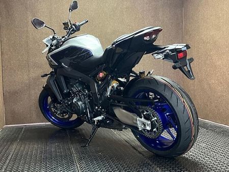 ヤマハ MT-09 現車確認・対面販売をお願い致します。 14