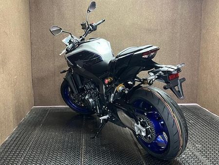 ヤマハ MT-09 現車確認・対面販売をお願い致します。 15