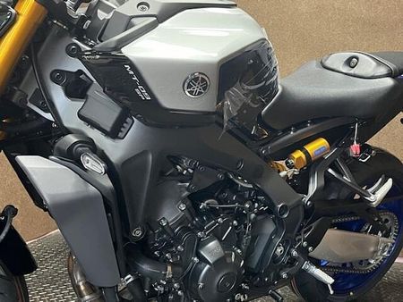 ヤマハ MT-09 現車確認・対面販売をお願い致します。 30