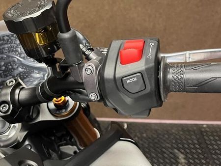 ヤマハ MT-09 現車確認・対面販売をお願い致します。 37