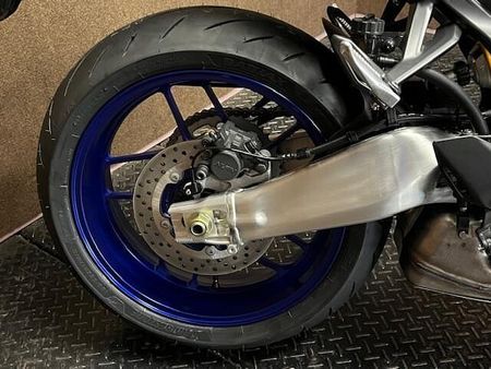 ヤマハ MT-09 現車確認・対面販売をお願い致します。 6