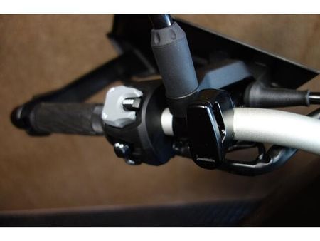 スズキ Vストローム800DE 現車確認・対面販売をお願い致します。 8