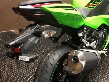 カワサキ ニンジャ 400 現車確認・対面販売をお願い致します。 17