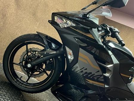 カワサキ ニンジャ 250 現車確認・対面販売をお願い致します。 15