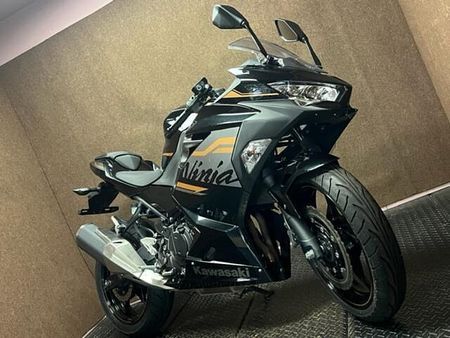 カワサキ ニンジャ 250 現車確認・対面販売をお願い致します。 2