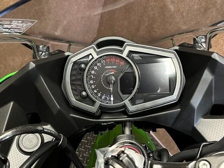 カワサキ ニンジャ 400 現車確認・対面販売をお願い致します。 4