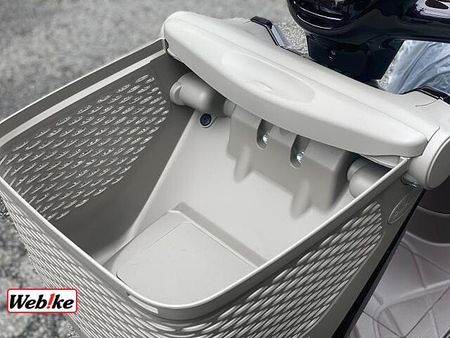 スズキ レッツバスケット 登録諸経費は各社まちまちですが、プロスタクボは安心の5000円(登録・防犯)+自賠責のみ! 11